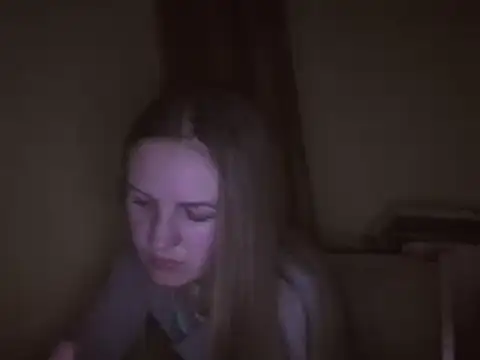 Snapshot of Milaniya261 chatting on 23, 3, 2025 Milaniya261 online show from 23, 3, 2025