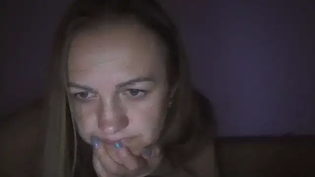 Snapshot of Milaniya261 chatting on 11, 10, 2025 Milaniya261 online show from 11, 10, 2025