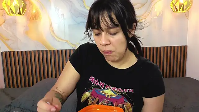 MelissaGilll online show from 27, 2, 2026