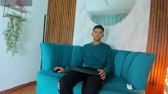 Snapshot of Jeffry_wolvess chatting on 28, 2, 2025 Jeffry wolvess online show from 28, 2, 2025