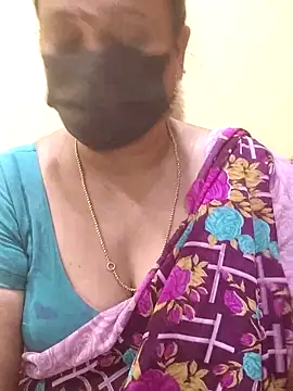 Snapshot of rekha_naier chatting on 10, 3, 2025 rekha naier online show from 10, 3, 2025