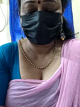 Snapshot of rekha_naier chatting on 28, 11, 2025 rekha naier online show from 28, 11, 2025