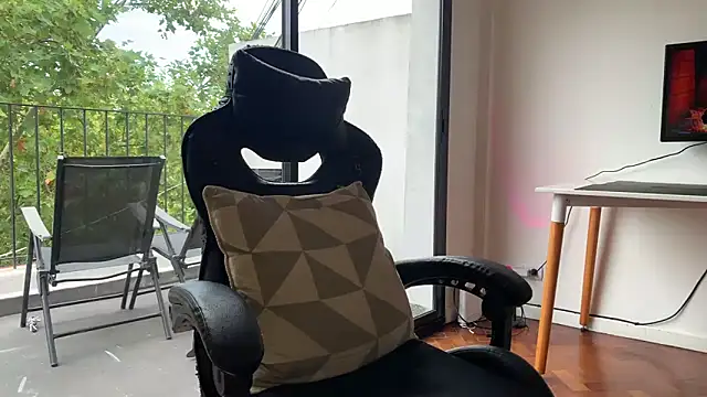 Den BlueXx online show from 12, 3, 2025