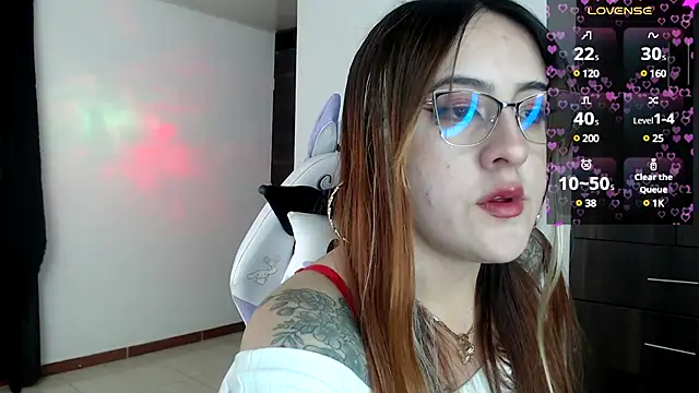 SarahXRusso online show from 11, 12, 2024