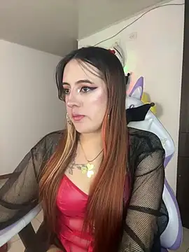 SarahXRusso online show from 6, 3, 2025