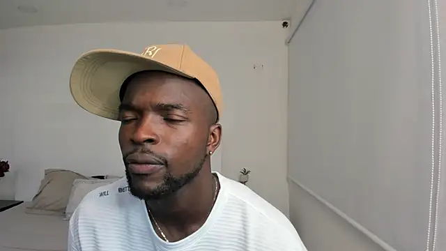 Dylan Taylor online show from 23, 2, 2025