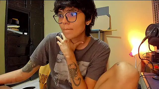 Snapshot of gooddess_isis chatting on 22, 12, 2024 gooddess isis online show from 22, 12, 2024