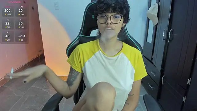 Snapshot of gooddess_isis chatting on 30, 12, 2024 gooddess isis online show from 30, 12, 2024