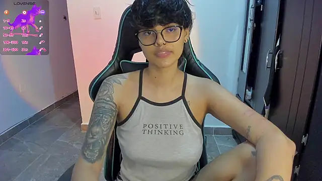 Snapshot of gooddess_isis chatting on 21, 1, 2025 gooddess isis online show from 21, 1, 2025