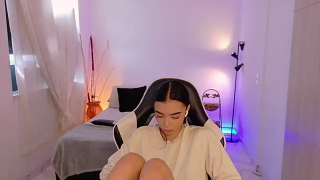 AnabelWolf online show from 29, 11, 2025