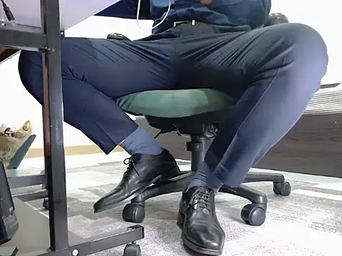 Snapshot of softlyS chatting on 18, 12, 2024 softlyS online show from 18, 12, 2024