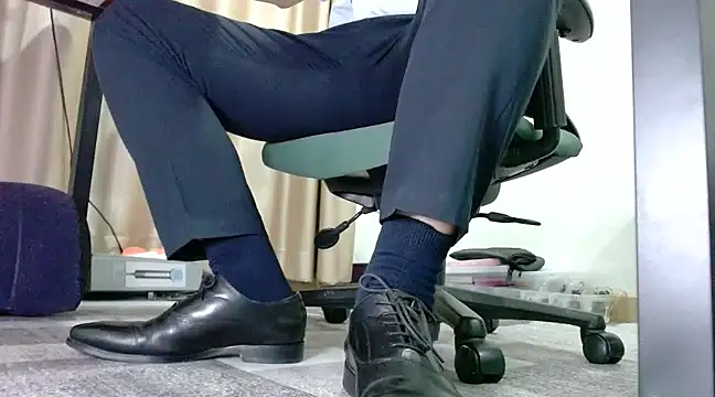 Snapshot of softlyS chatting on 7, 3, 2025 softlyS online show from 7, 3, 2025