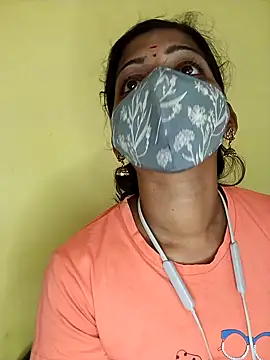 Tamil Shalini Lustyy online show from 1, 2, 2025