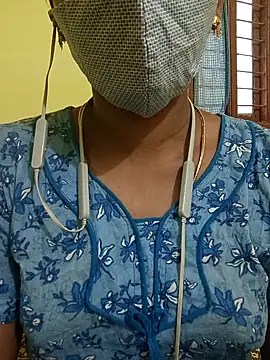 Tamil Shalini Lustyy online show from 4, 2, 2025