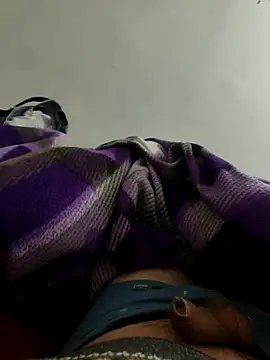 Snapshot of shale26 chatting on 17, 12, 2024 shale26 online show from 17, 12, 2024