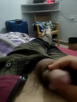 Snapshot of shale26 chatting on 19, 12, 2024 shale26 online show from 19, 12, 2024