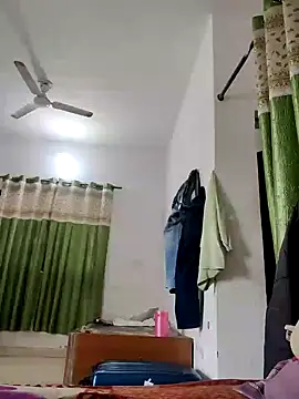 Snapshot of shale26 chatting on 8, 3, 2025 shale26 online show from 8, 3, 2025