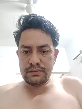 Snapshot of shale26 chatting on 17, 3, 2025 shale26 online show from 17, 3, 2025