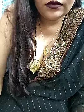 Snapshot of Mayuri77 chatting on 3, 2, 2025 Mayuri77 online show from 3, 2, 2025