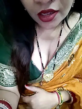 Snapshot of Mayuri77 chatting on 7, 5, 2026 Mayuri77 online show from 7, 5, 2026