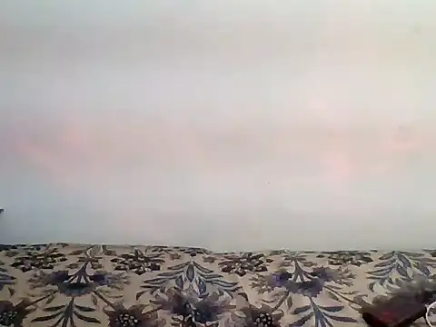 Snapshot of Unique_emy chatting on 28, 10, 2025 Unique emy online show from 28, 10, 2025