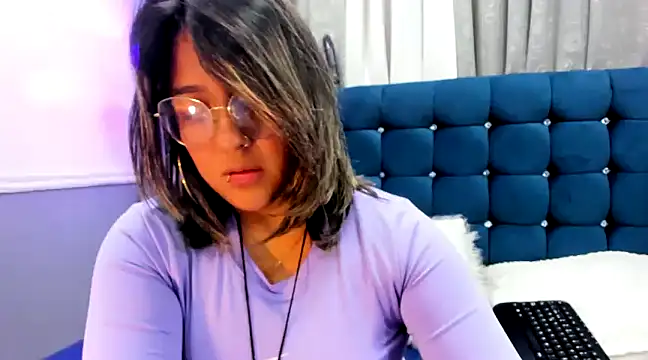 Pandoracherry online show from 20, 2, 2025