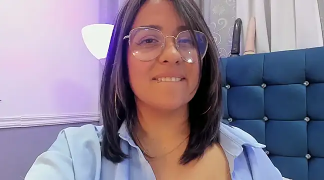 Pandoracherry online show from 2, 3, 2025