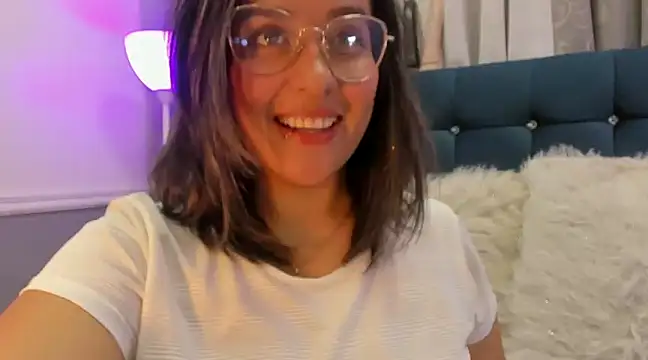 Pandoracherry online show from 10, 3, 2025