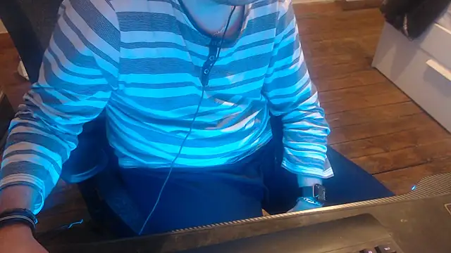 mancreeed online show from 15, 1, 2026