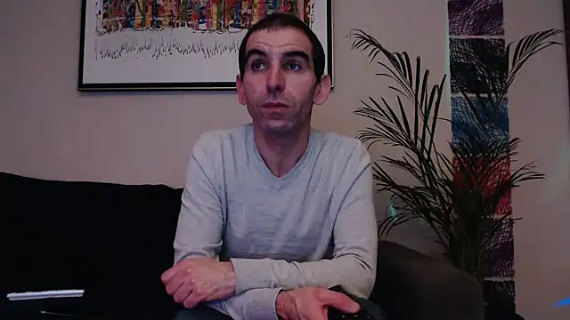 Snapshot of Samir_44200 chatting on 28, 12, 2024 Samir 44200 online show from 28, 12, 2024