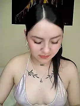 Emily-Hott- online show from 26, 12, 2024