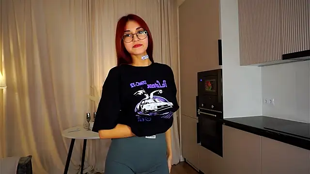 AnnisCharlton online show from 19, 12, 2024