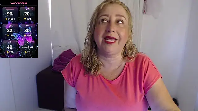 Snapshot of Xileny-Halliwey chatting on 17, 1, 2026 Xileny-Halliwey online show from 17, 1, 2026