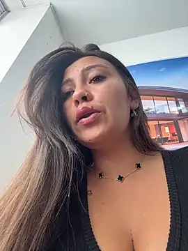 LIZ-06  online show from 3, 3, 2026