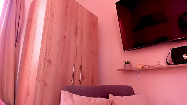 Snapshot of sofiaVelez01 chatting on 1, 6, 2026 sofiaVelez01 online show from 1, 6, 2026