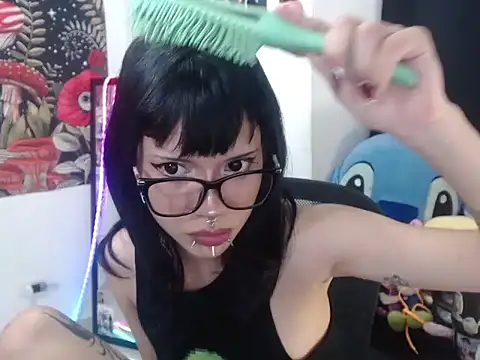 Snapshot of hachi_kitty chatting on 5, 7, 2026 hachi kitty online show from 5, 7, 2026