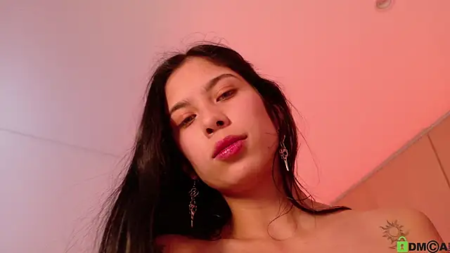 lia  Suummer online show from 10, 3, 2025