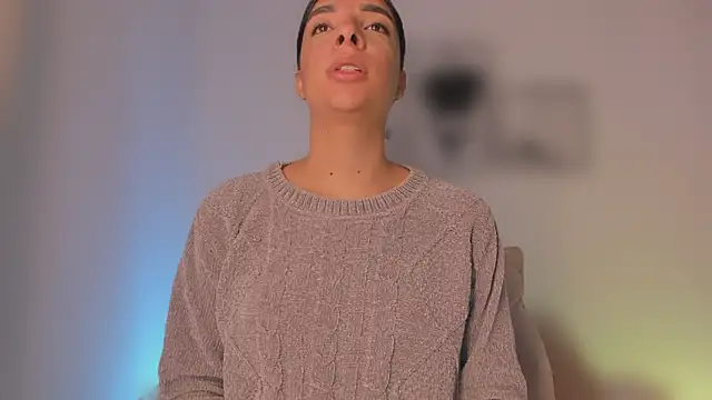 777AylinZ online show from 4, 2, 2026