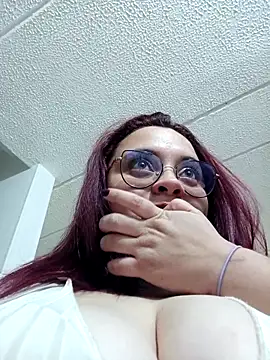 CURVY-HORNY online show from 1, 5, 2026