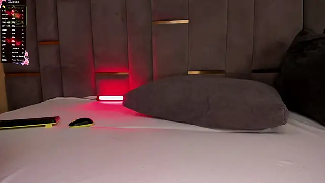 Snapshot of TerryBeauty chatting on 27, 11, 2025 TerryBeauty online show from 27, 11, 2025