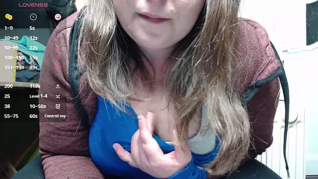 Snapshot of KasiaPrivat chatting on 18, 12, 2024 KasiaPrivat online show from 18, 12, 2024