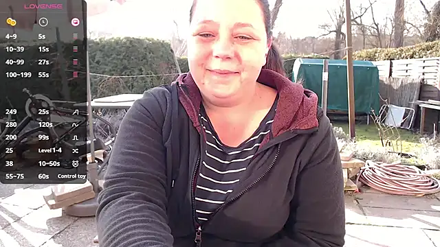 Snapshot of KasiaPrivat chatting on 9, 3, 2025 KasiaPrivat online show from 9, 3, 2025