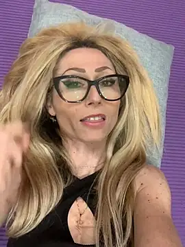 Snapshot of harleyejoker1 chatting on 24, 1, 2025 harleyejoker1 online show from 24, 1, 2025