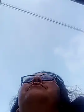 Darly Gomez online show from 9, 2, 2025