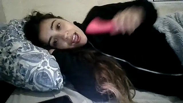 Ursumi1 online show from 29, 11, 2025