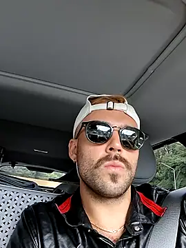 Snapshot of 69woodinson chatting on 23, 9, 2025 69woodinson online show from 23, 9, 2025