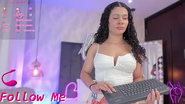 Snapshot of SHARONN____ chatting on 1, 3, 2025 SHARONN online show from 1, 3, 2025