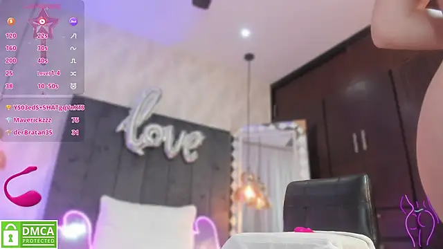 Snapshot of SHARONN____ chatting on 8, 3, 2025 SHARONN online show from 8, 3, 2025