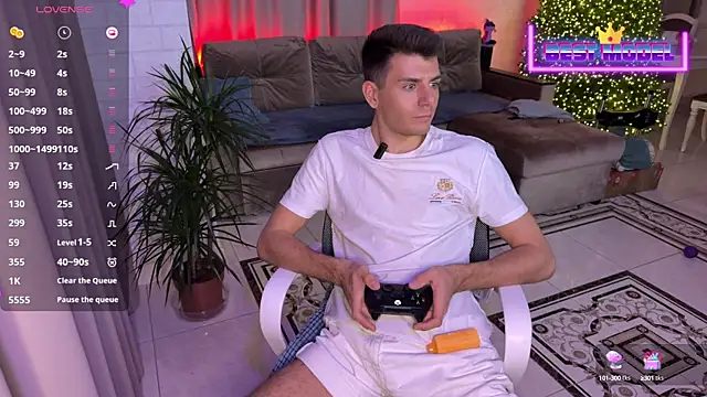 Snapshot of Walt_Enjoy chatting on 10, 2, 2025 Walt Enjoy online show from 10, 2, 2025