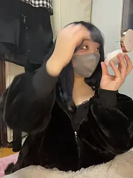 YUNA-yuna online show from 22, 1, 2025